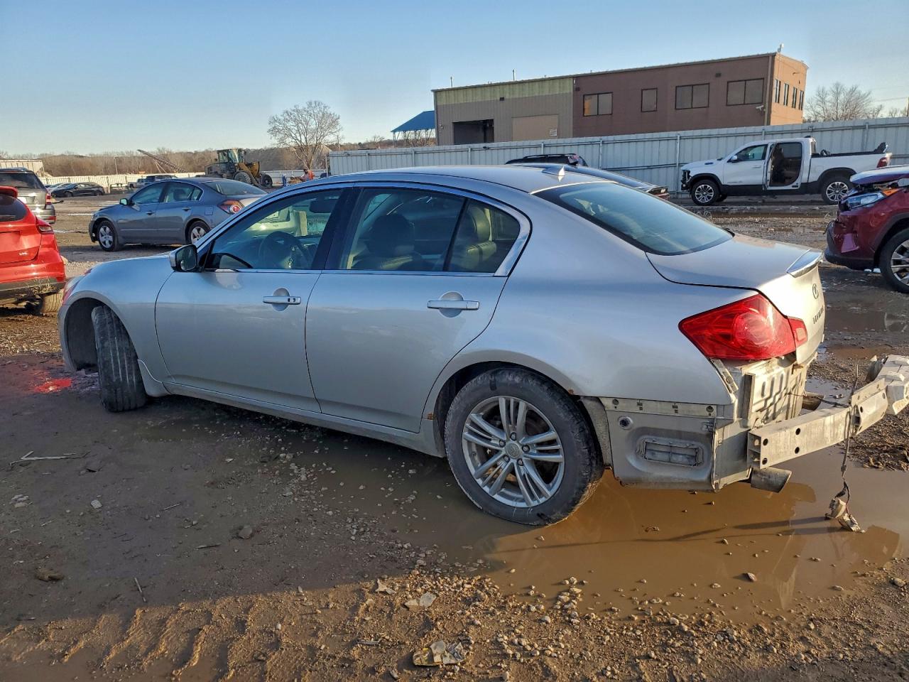 INFINITI G25 Image 2