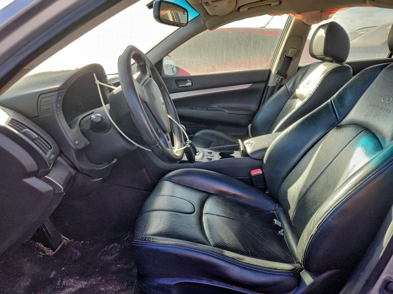 INFINITI G25 Image 11