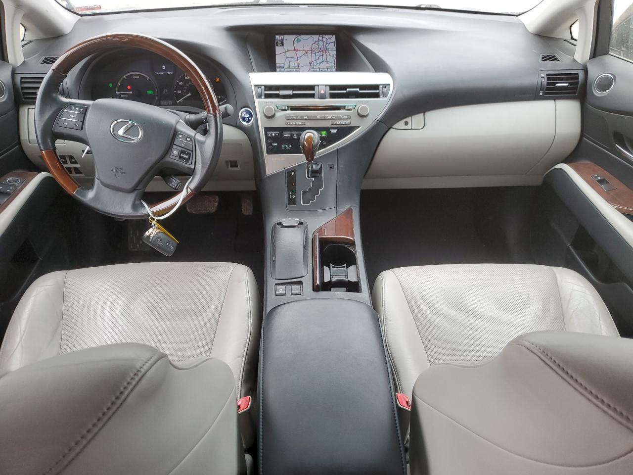 Lexus RX 450h Image 2