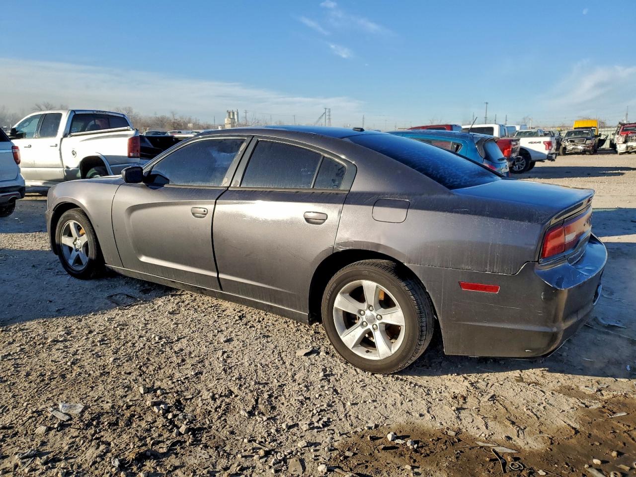 Dodge Charger Se Image 2