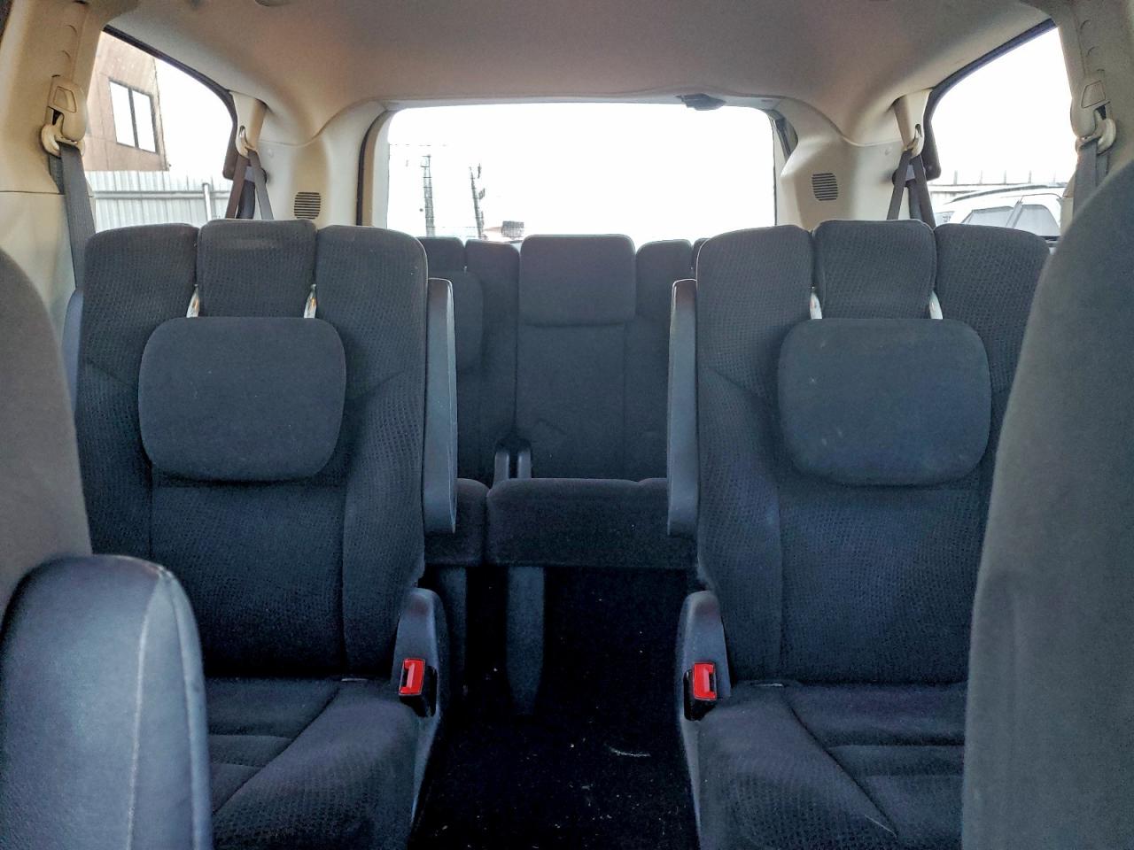 Dodge Caravan Sxt Image 7