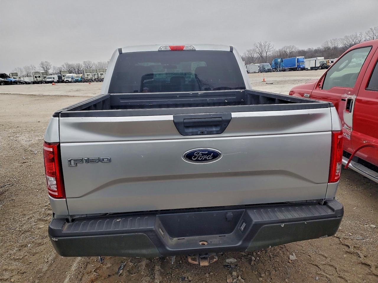 Ford F-150 Supercrew Image 9