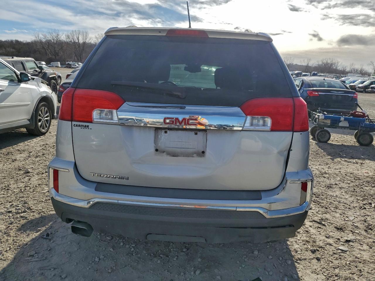 GMC Terrain Sle Image 3