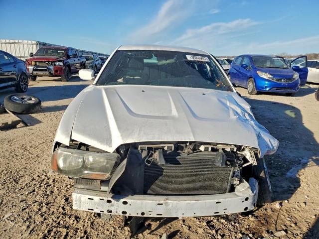 Dodge Charger Se Image 3