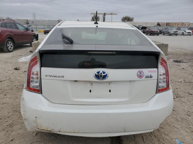 Toyota Prius Image 6