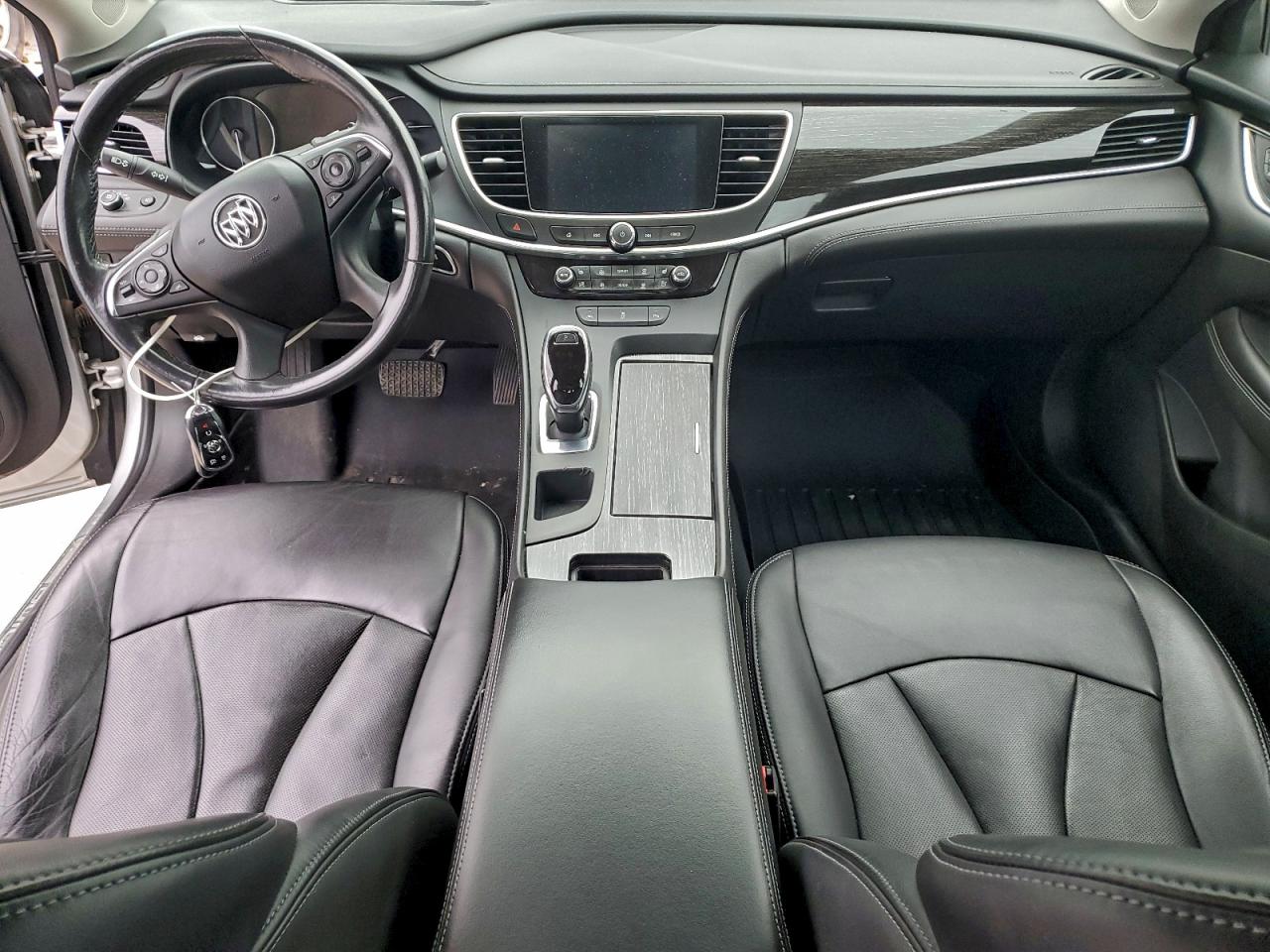 Buick LaCrosse Premium Image 12