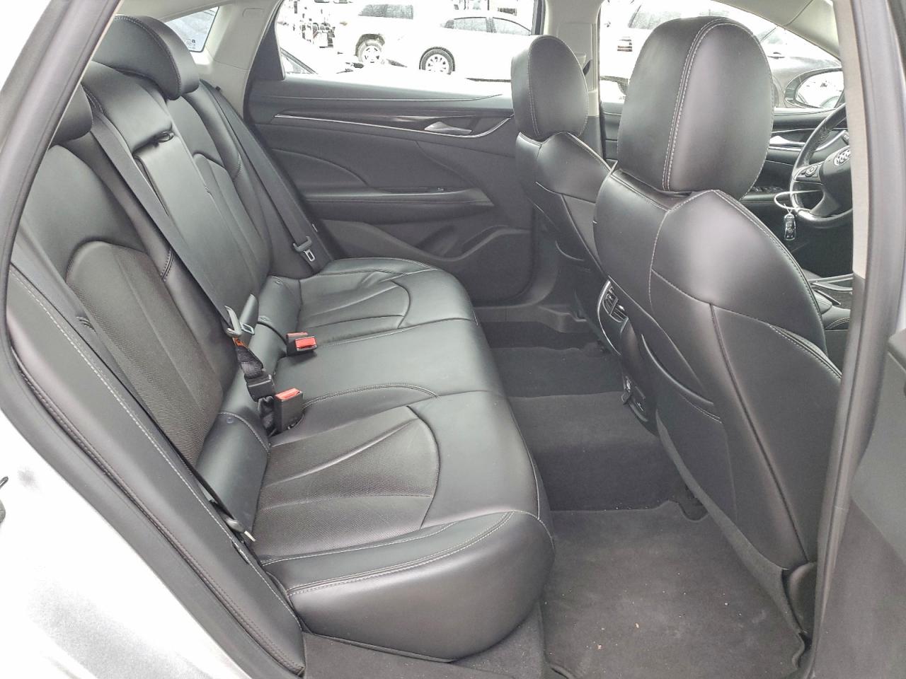 Buick LaCrosse Premium Image 6