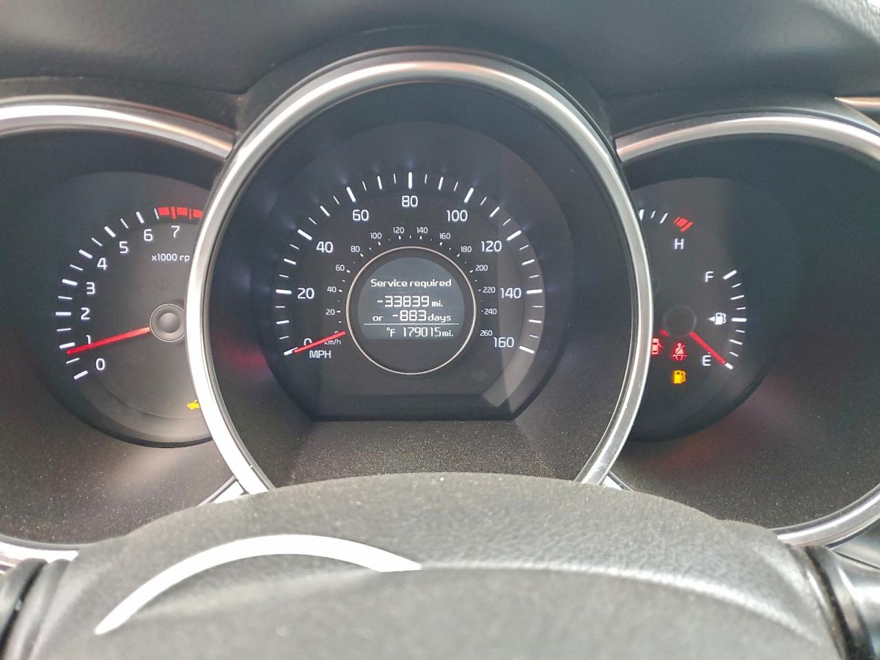 Kia Optima Lx Image 8