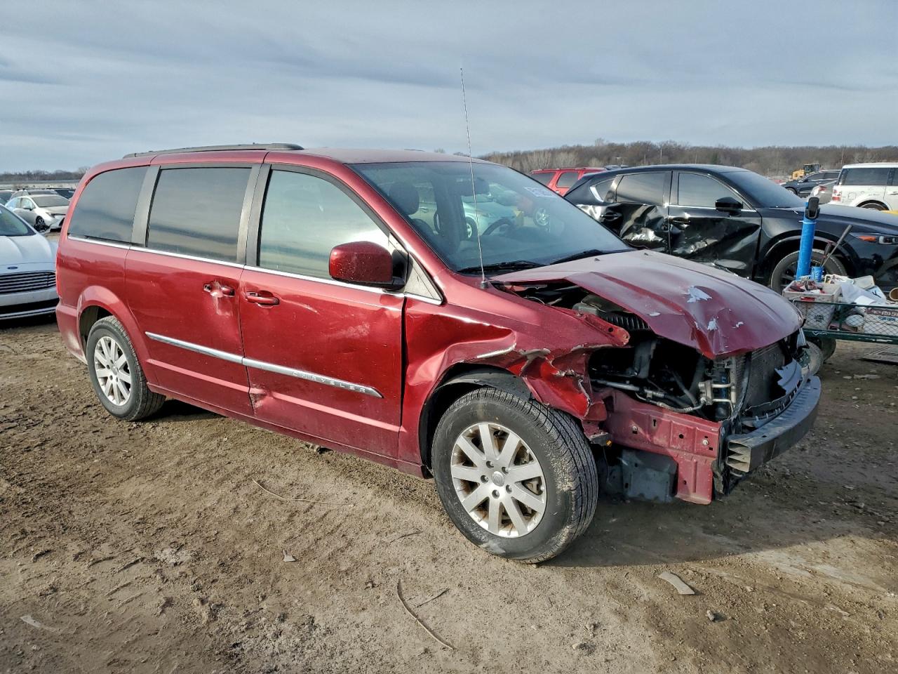 Chrysler Minivan Touring Image 13