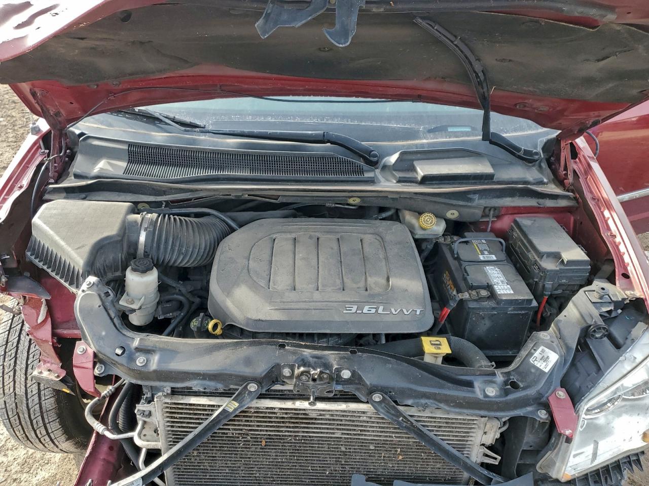 Chrysler Minivan Touring Image 12