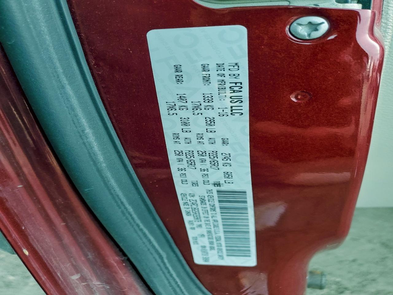 Chrysler Minivan Touring Image 9