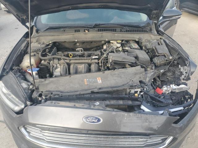 Ford Fusion Se Image 6