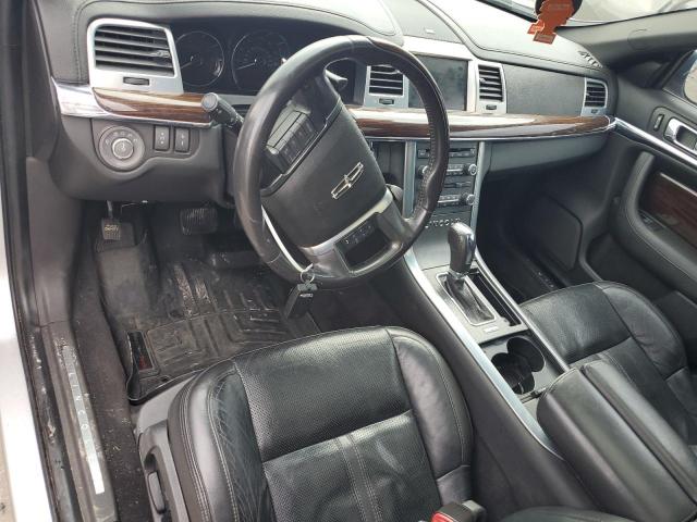 Lincoln MKS Image 2