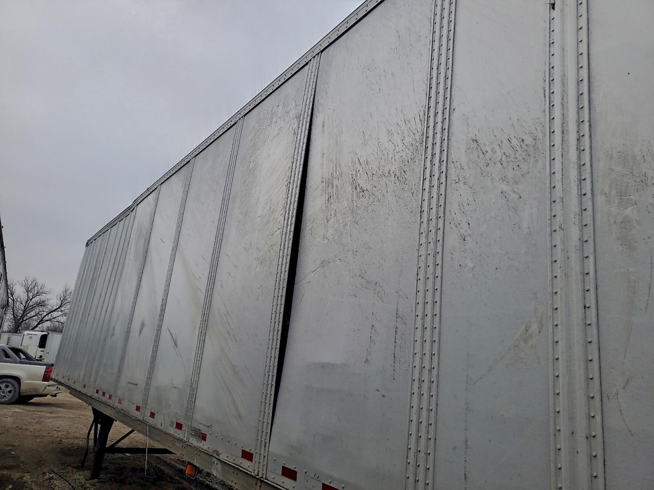 Stoughton Trailer Image 8