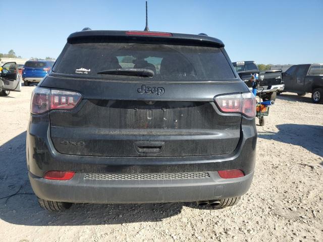 Jeep Compass Latitude Image 9