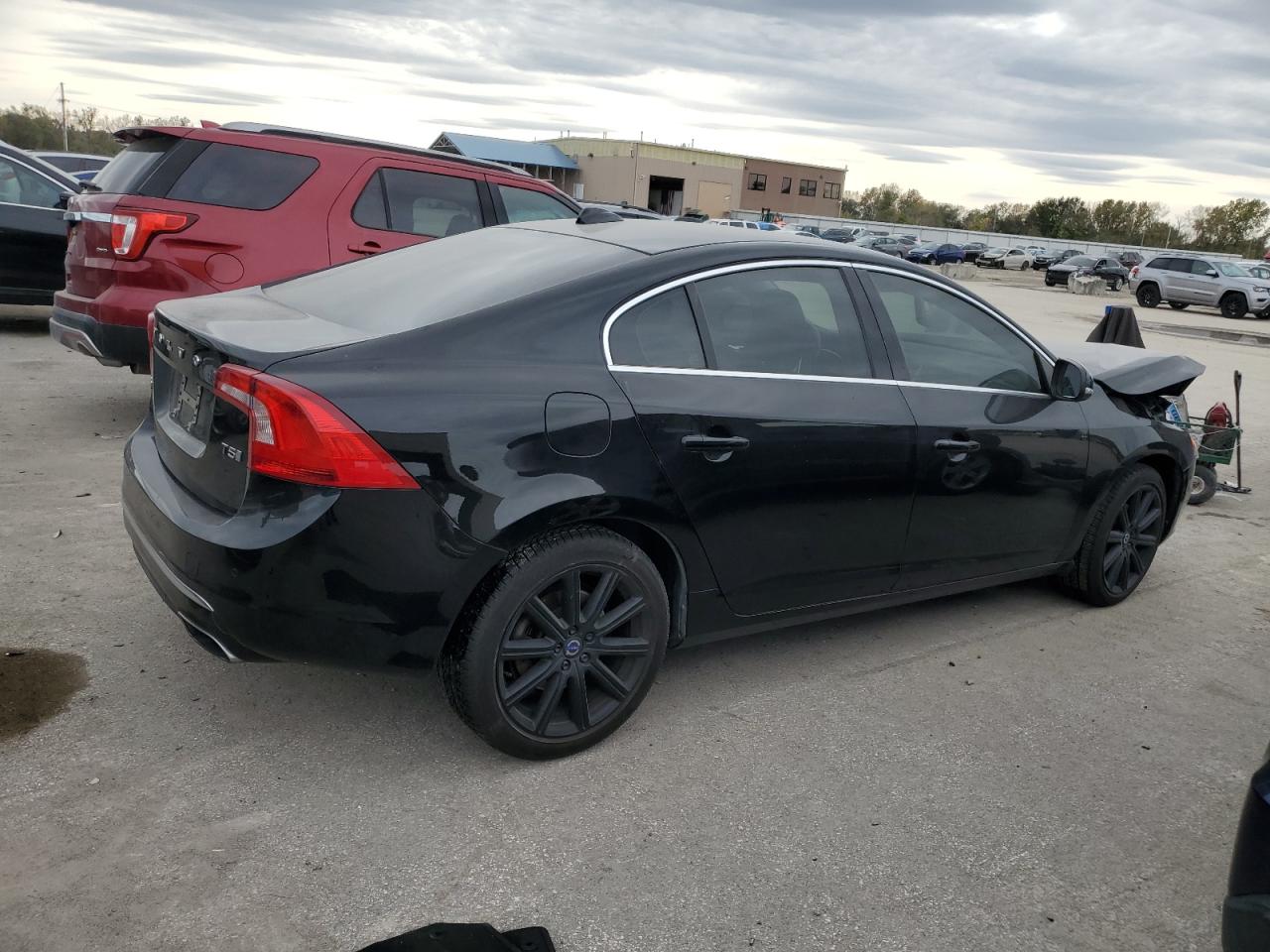 Volvo S60 Premier Image 3