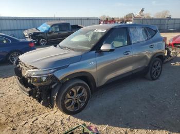  Salvage Kia Seltos