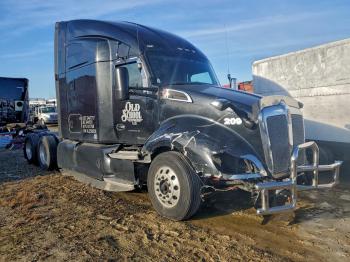  Salvage Kenworth Constructi