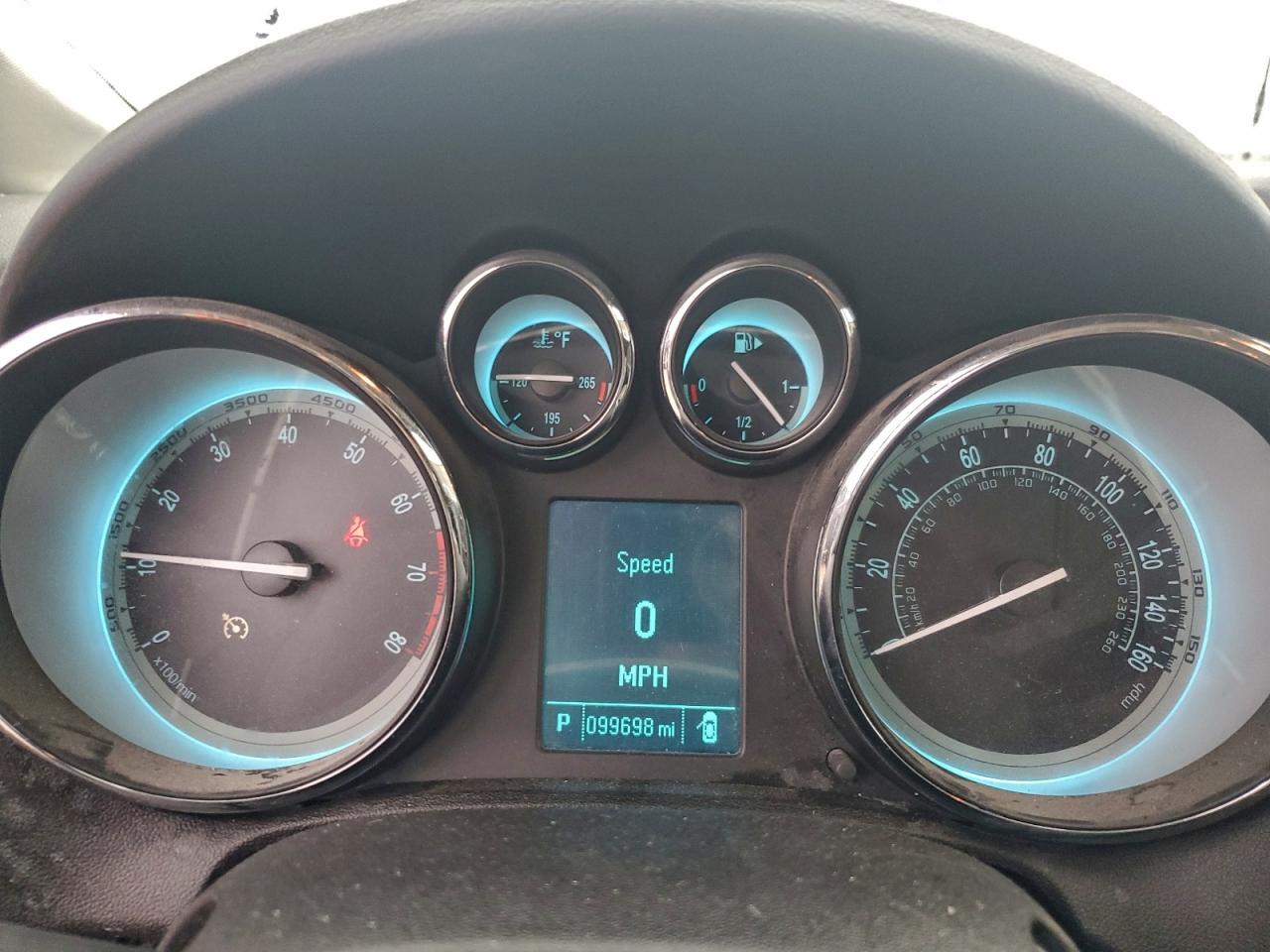 Buick Verano Image 4