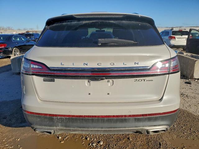 Lincoln Nautilus Reserve Image 13