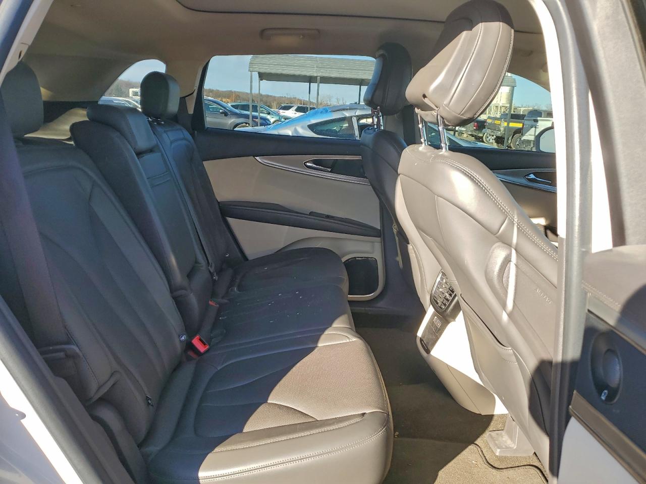 Lincoln Nautilus Reserve Image 10