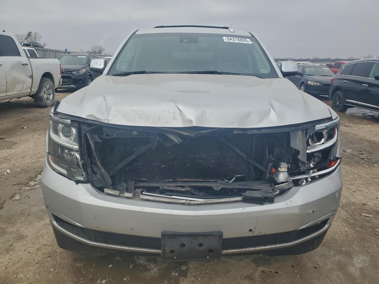 Chevrolet Suburban K1500 Ltz Image 9