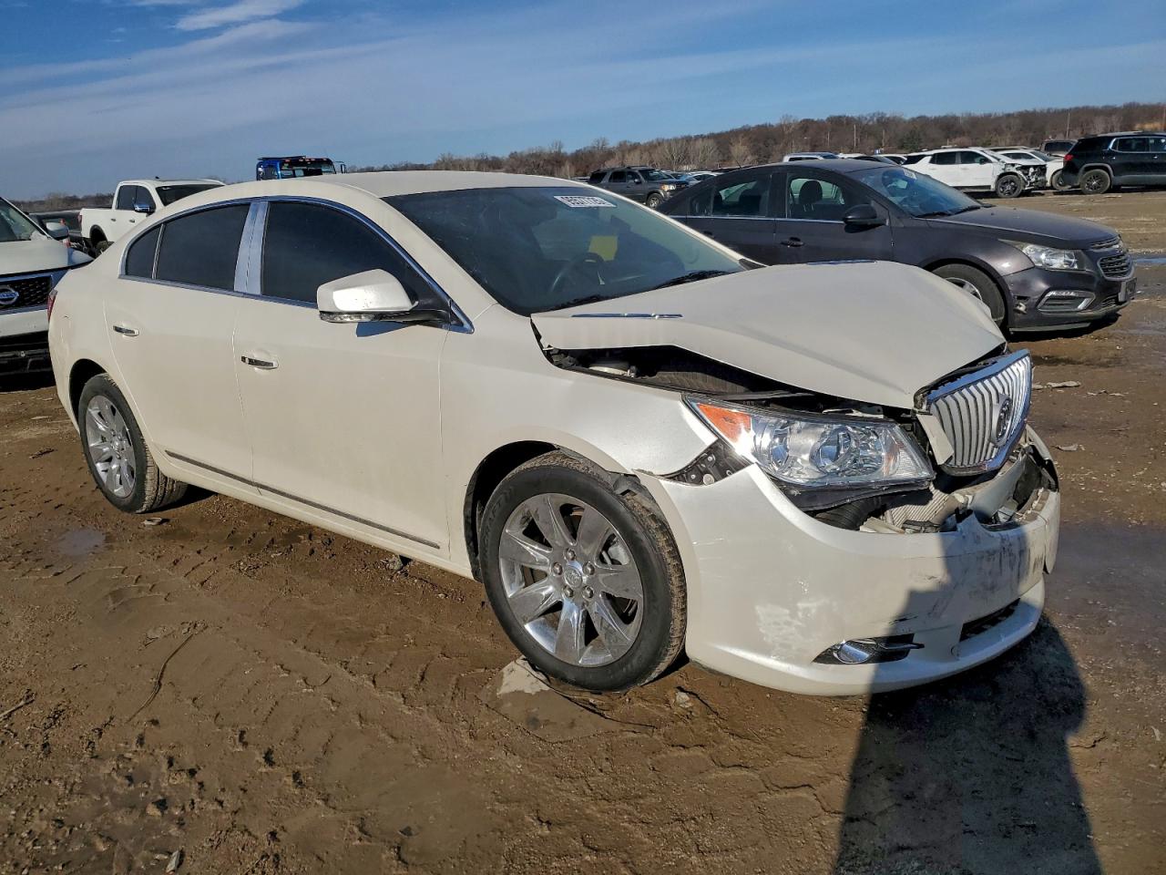 Buick LaCrosse Premium Image 3