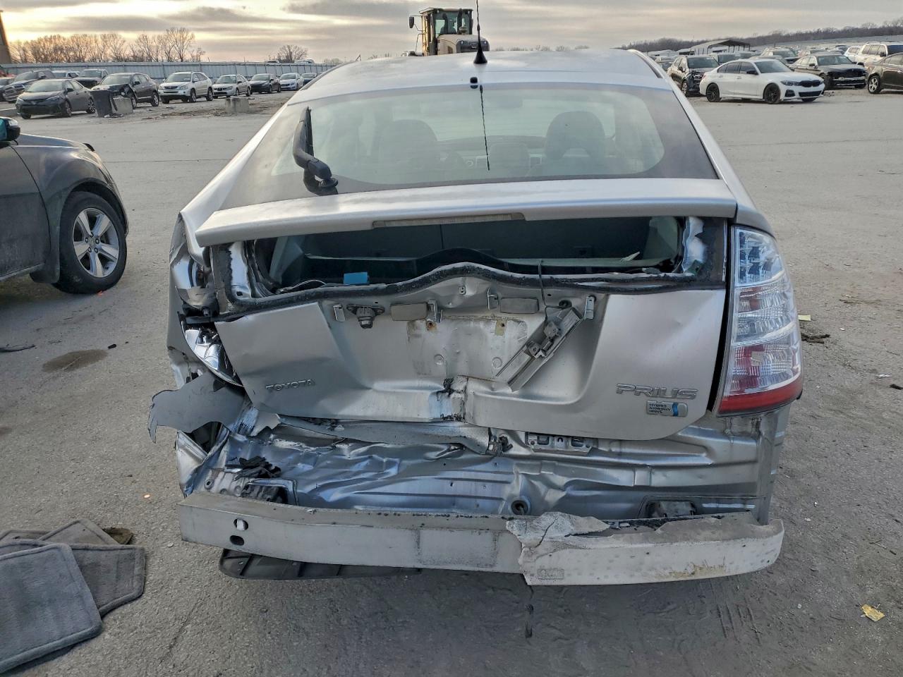 Toyota Prius Image 3