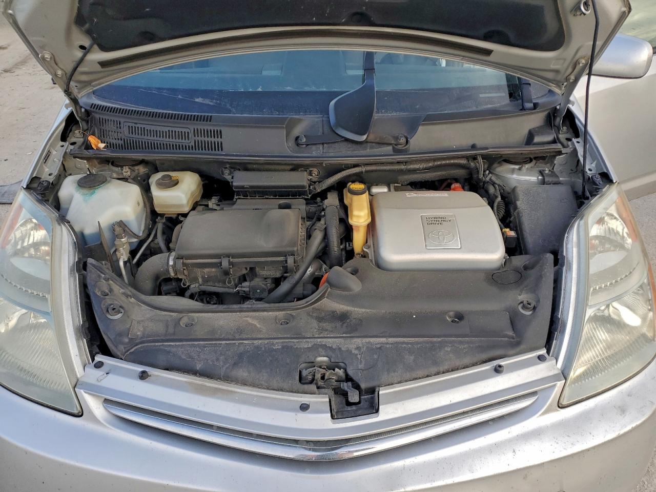 Toyota Prius Image 10