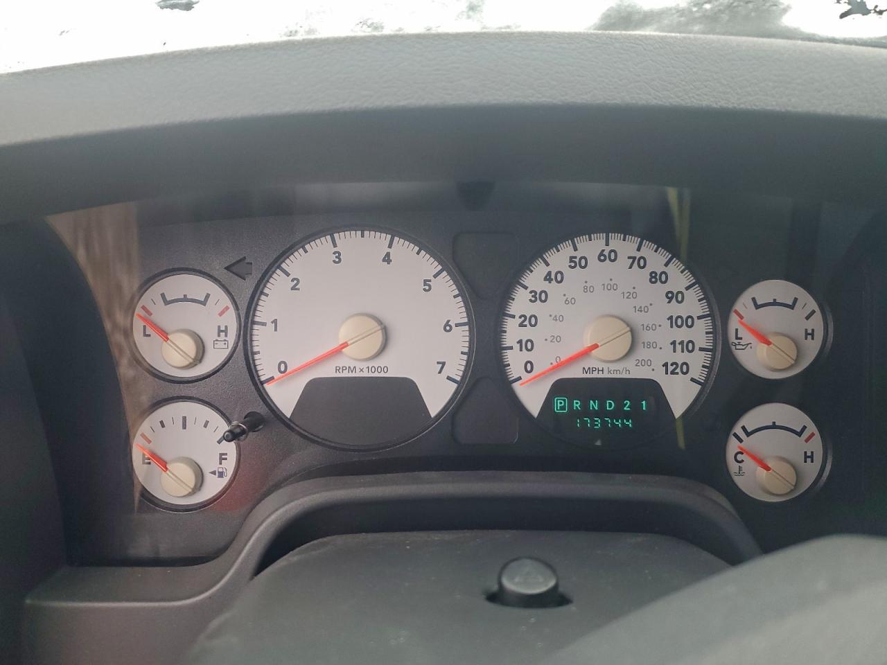 Dodge Ram 2500 Image 8