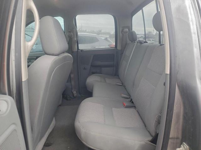 Dodge Ram 2500 Image 9