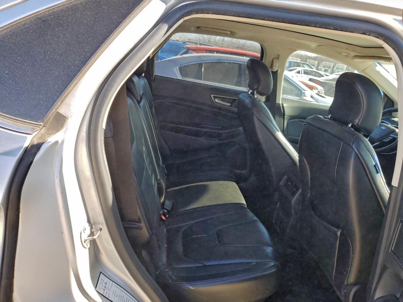 Ford Edge Titanium Image 9