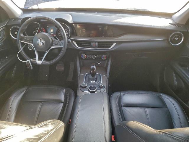 Alfa Romeo Stelvio Ti Image 4