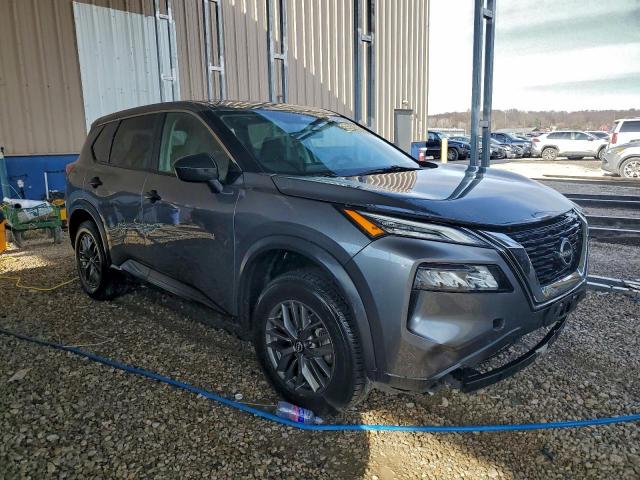 Nissan Rogue S Image 13