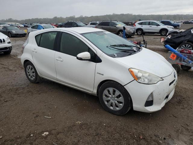 Toyota Prius Image 11