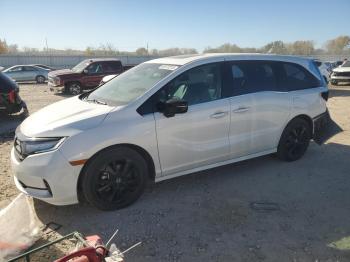  Salvage Honda Odyssey