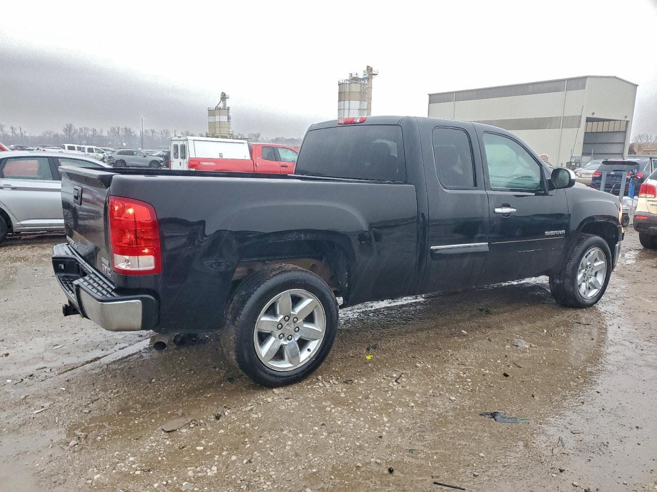 GMC Sierra K1500 Sle Image 6