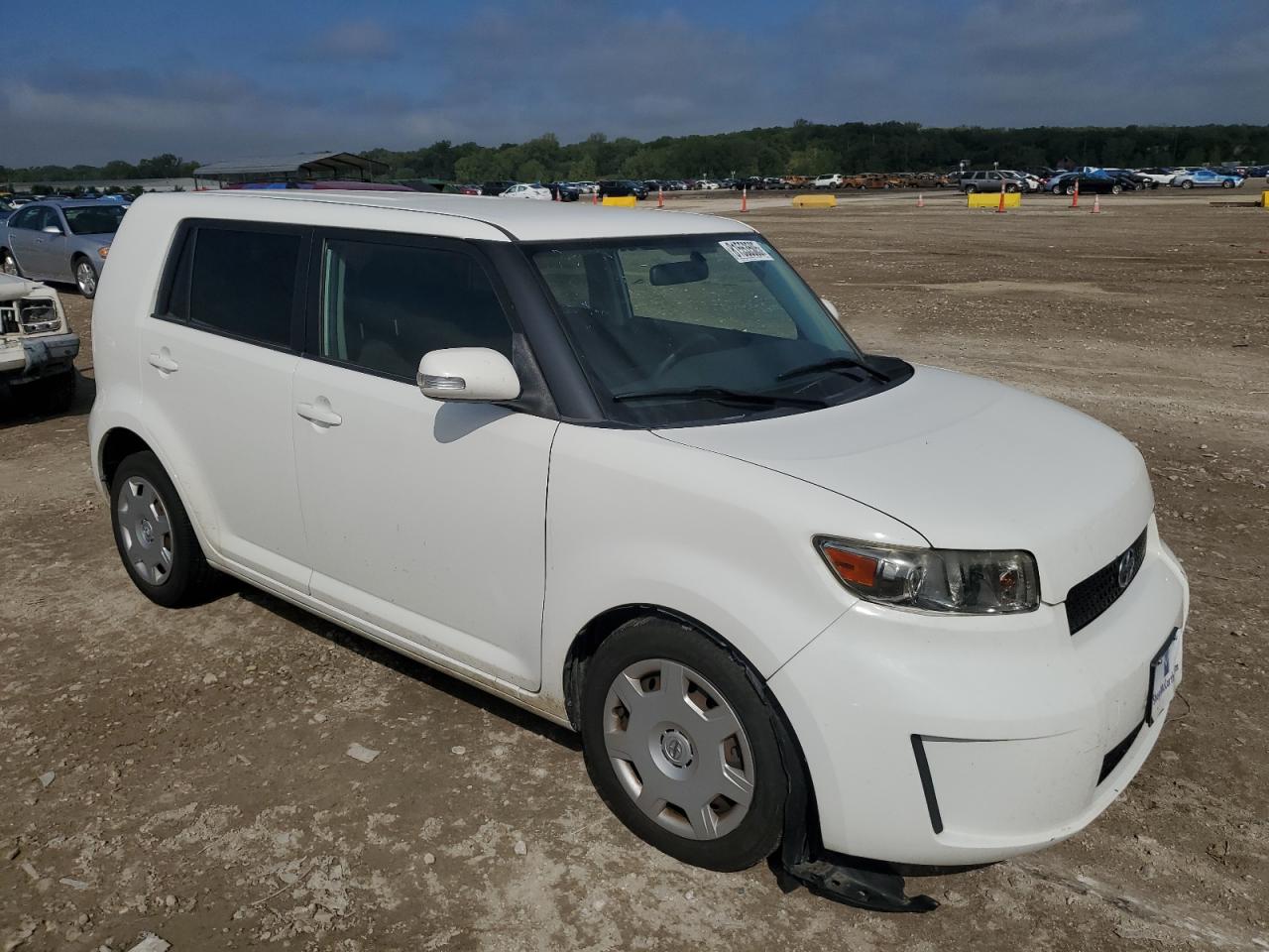 Toyota Scion Xb Image 4