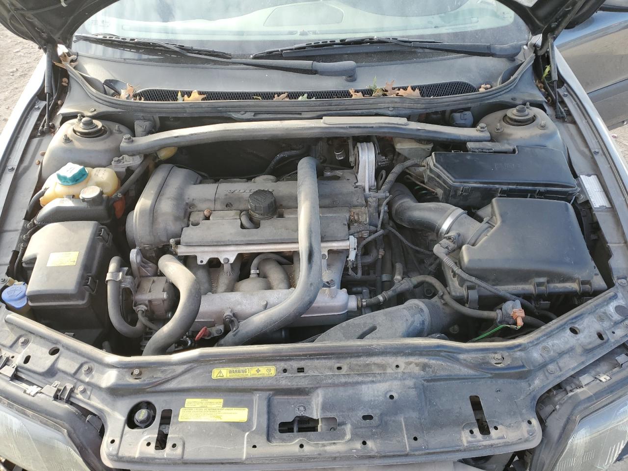Volvo S60 2.5t Image 5