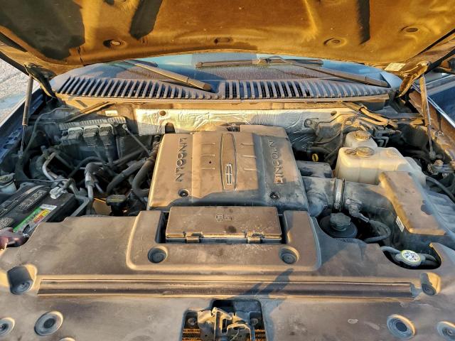 Lincoln Navigator Image 12