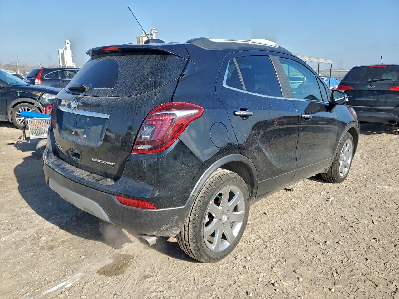 Buick Encore Essence Image 3