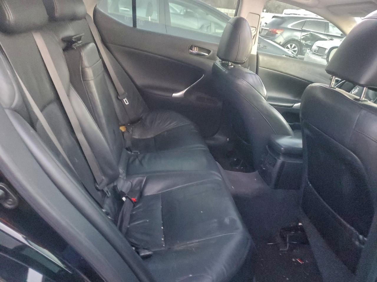 Lexus Is 250 Image 10