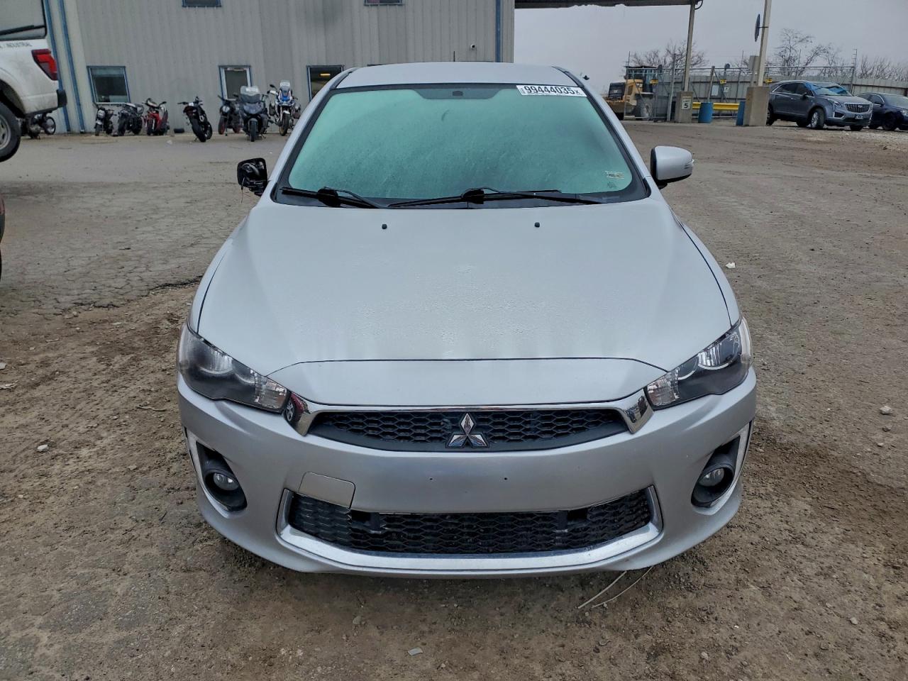 Mitsubishi Lancer Es Image 4