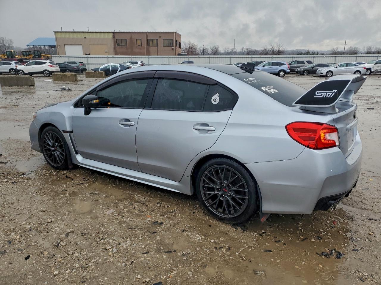 Subaru WRX Sti Image 2