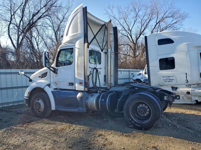 Peterbilt 579 Image 4