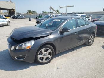  Salvage Volvo S60