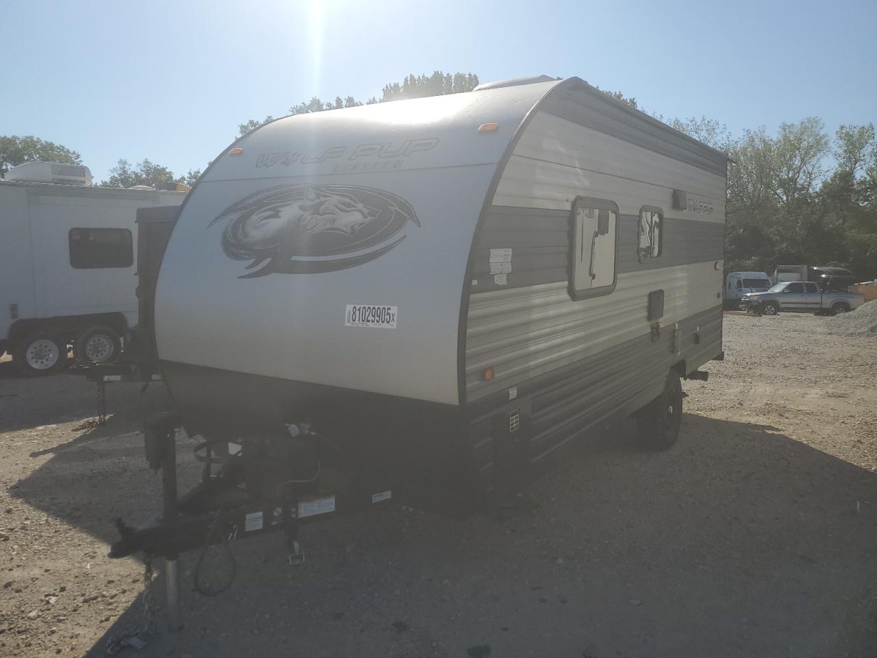 Cherokee Grey Wolf Image 2