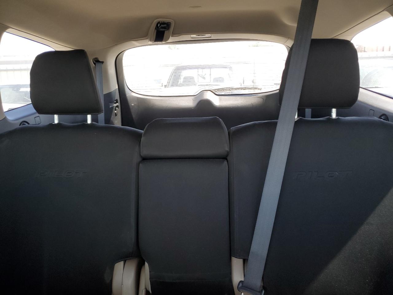 Honda Pilot Touring Image 12