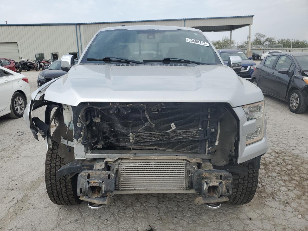 Ford F-150 Supercrew Image 7