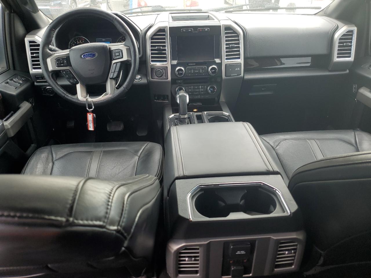 Ford F-150 Supercrew Image 11